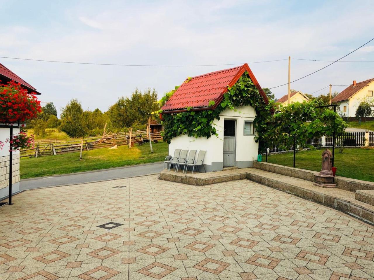 아파트 야초브리예비치 Gornji Vaganac 외부 사진